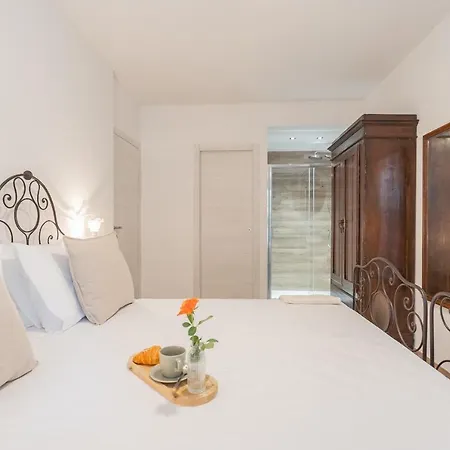 Abbazia Acqua Dolce -with Stunning Terrace By Rent Apartamento Lenno